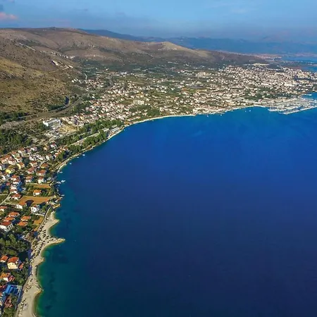 Luxury Malo トロギール