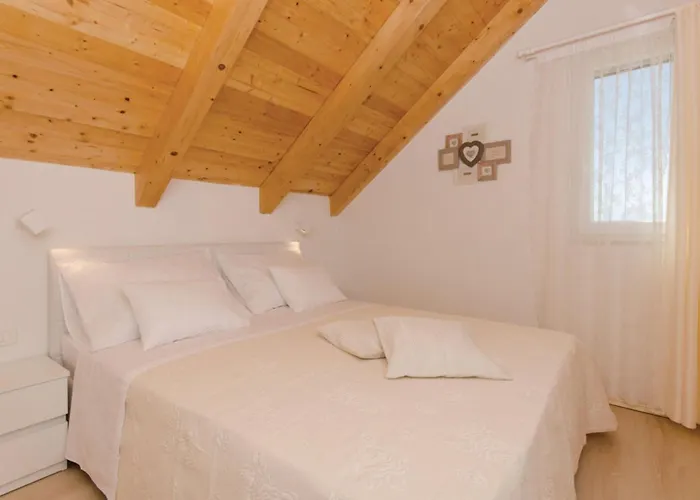 Ferienhaus Luxury Malo *
