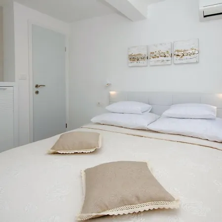 Luxury Malo Casa de Férias Trogir