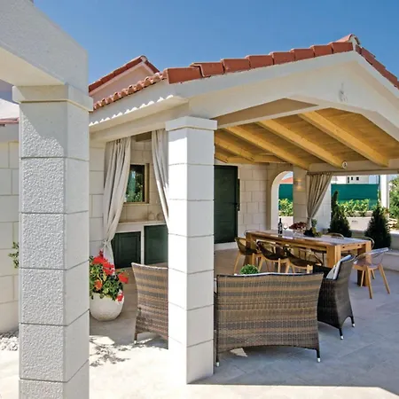 Casa de Férias Luxury Malo *